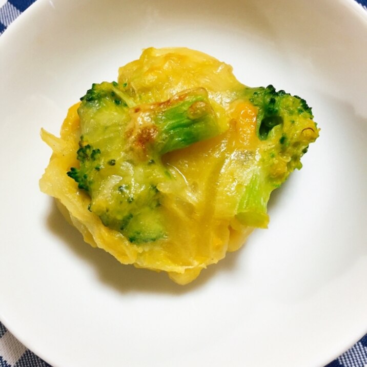 お弁当にも!ブロッコリーのコーンクリーム焼き♪